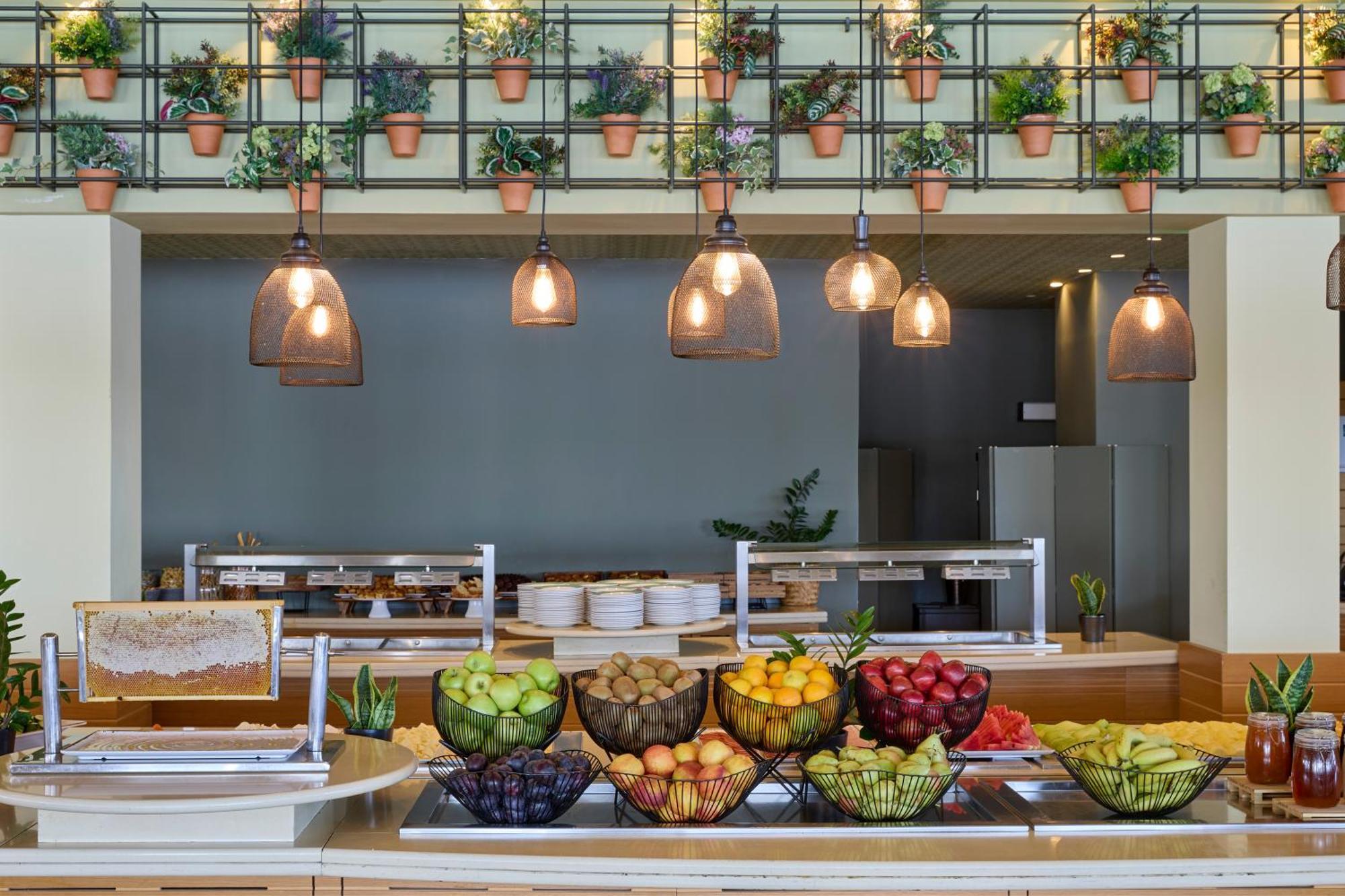 Hotel Dolce By Wyndham Athens Attica Riviera Vravrona Exterior foto The kitchen at the 2012 Olympic Village