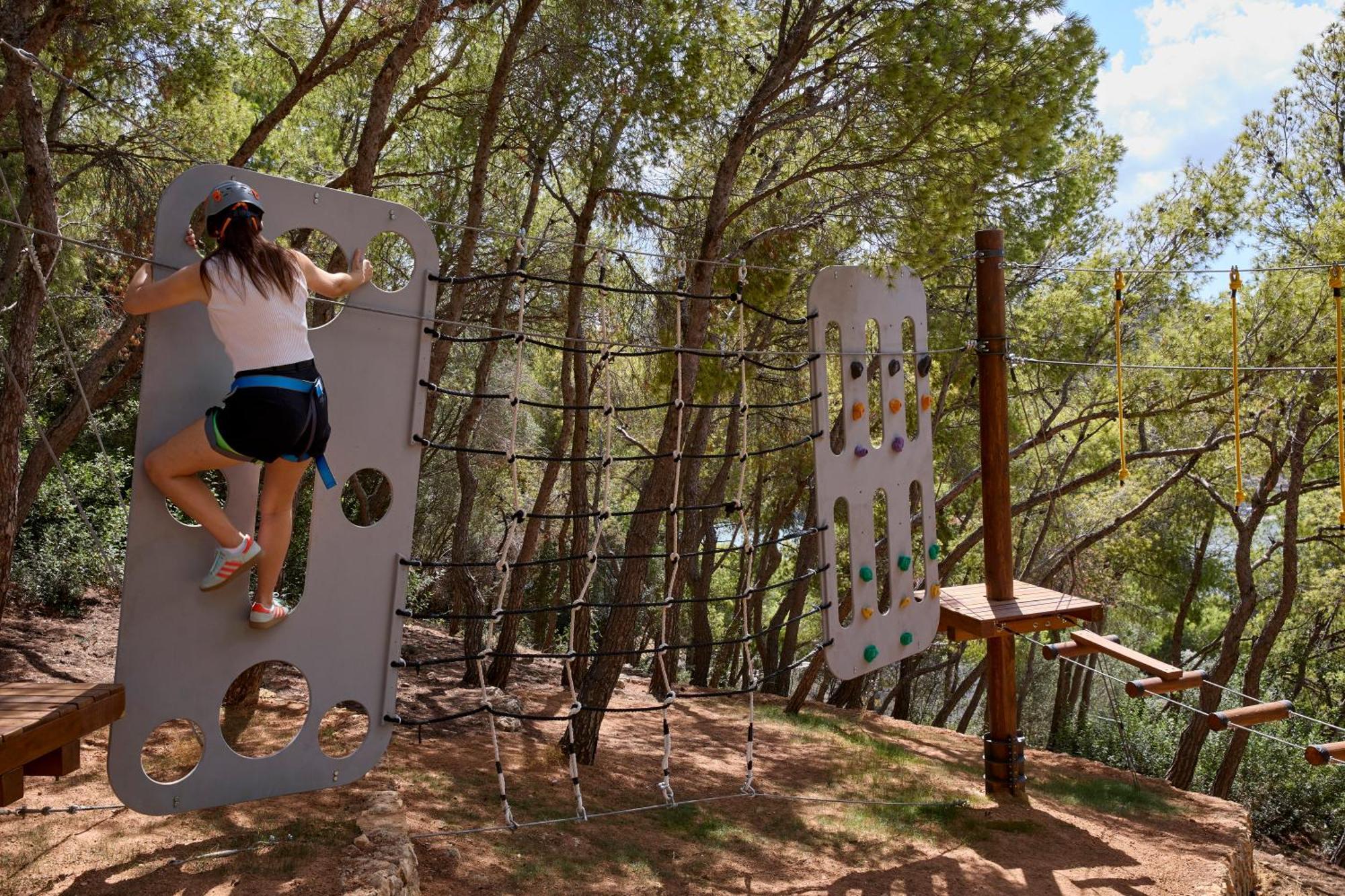 Hotel Dolce By Wyndham Athens Attica Riviera Vravrona Exterior foto Adventure park
