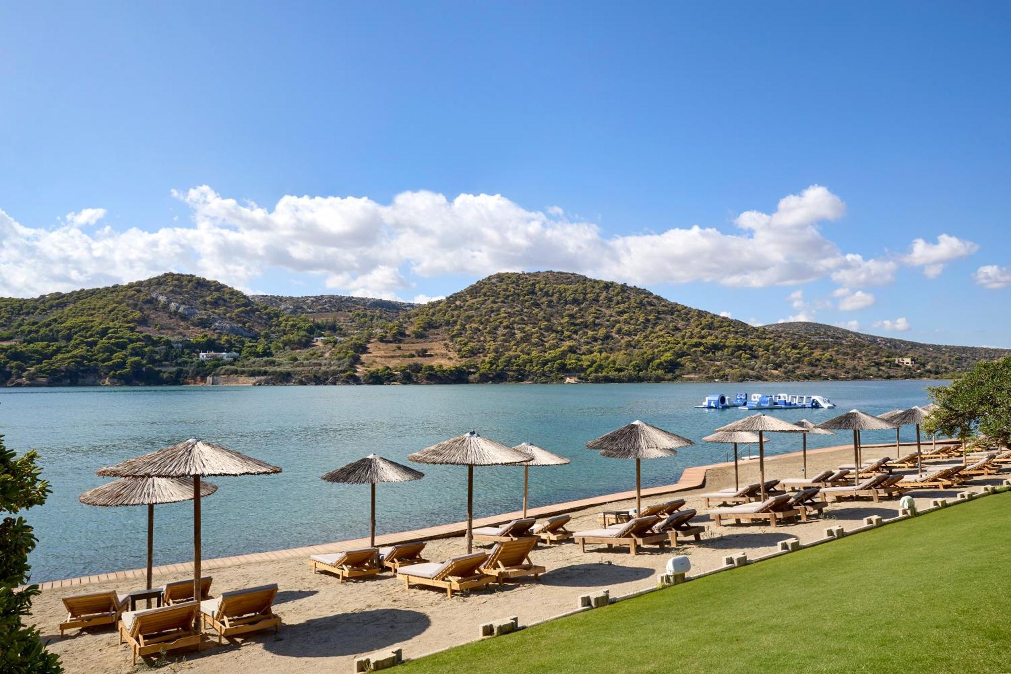Hotel Dolce By Wyndham Athens Attica Riviera Vravrona Exterior foto Beach at the hotel