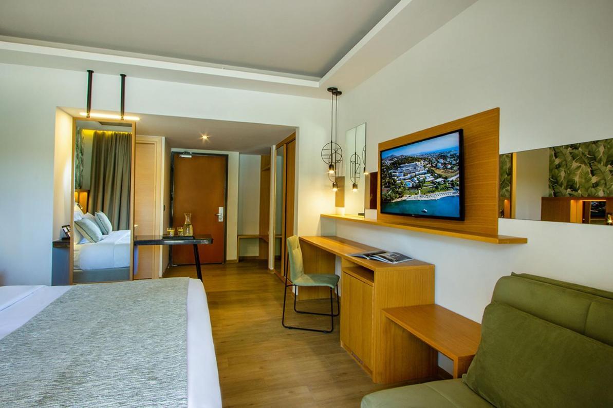 Hotel Dolce By Wyndham Athens Attica Riviera Vravrona Exterior foto